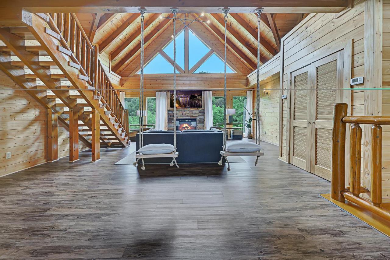 Gorgeous Large Mountain View Cabin W Hot Tub, Free Wifi, Games Villa Sevierville Exteriör bild