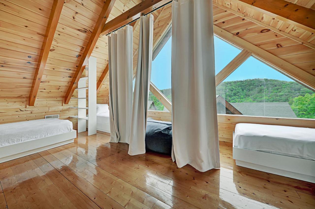 Gorgeous Large Mountain View Cabin W Hot Tub, Free Wifi, Games Villa Sevierville Exteriör bild