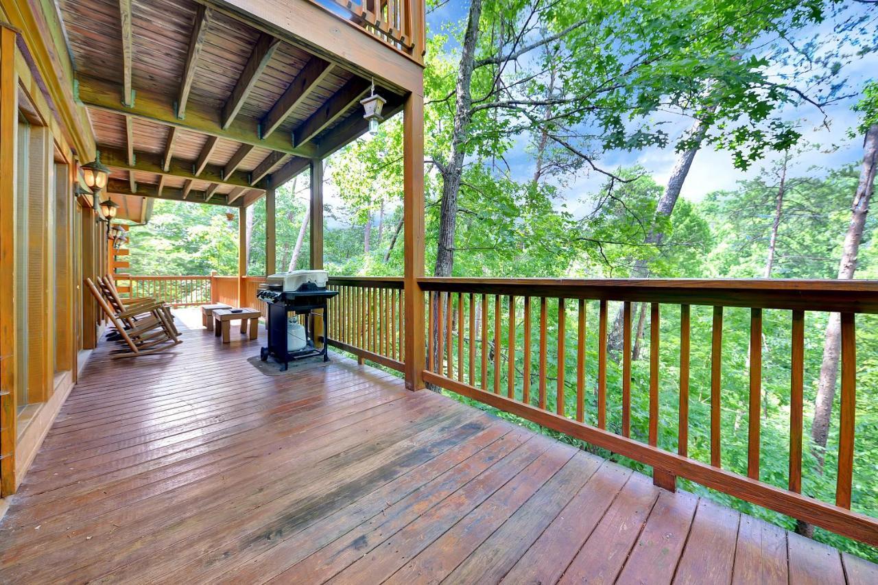Gorgeous Large Mountain View Cabin W Hot Tub, Free Wifi, Games Villa Sevierville Exteriör bild