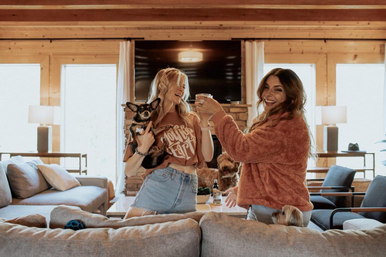 Gorgeous Large Mountain View Cabin W Hot Tub, Free Wifi, Games Villa Sevierville Exteriör bild
